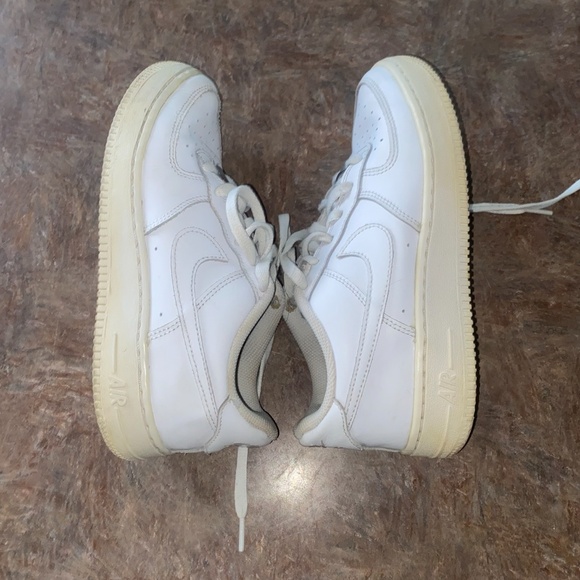Nike Air Force 1s - Picture 4 of 7